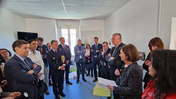 Inauguration du relais petite enfance par le CGA Thibaut de Vanssay en présence de Josée Massi, maire de Toulon.